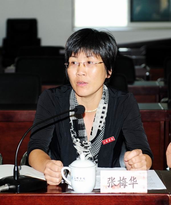 學校黨委召開推進創(chuàng)先爭優(yōu)“156”長效機制座談會