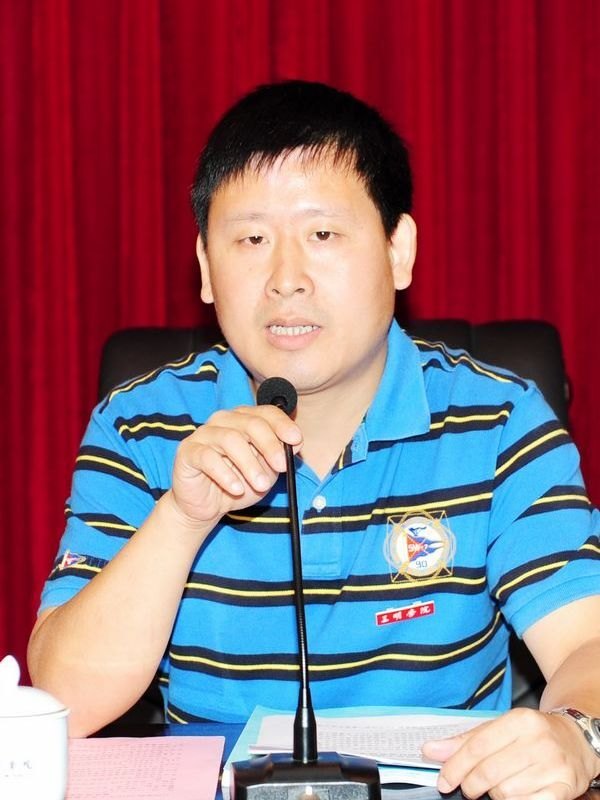 三明學(xué)院隆重舉行2012年大學(xué)生暑期社會實踐活動總結(jié)表彰暨優(yōu)秀成果報告會