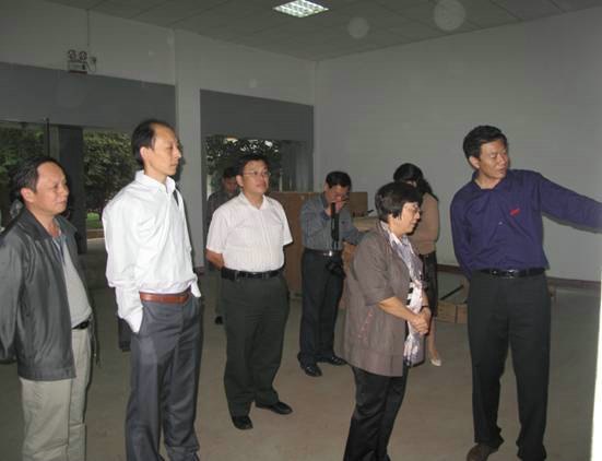 中國科學院院士趙玉芬教授來武漢工程大學講學并參加聯合實驗室揭牌慶典