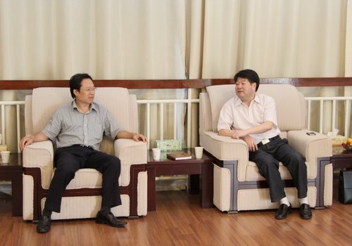 臺州日報社領導來校考察交流