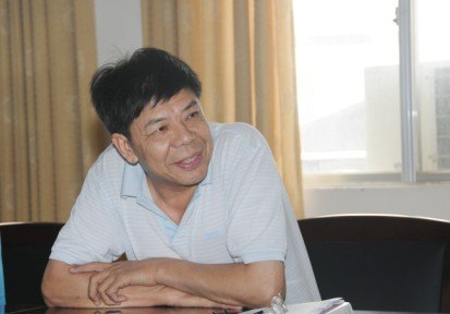 學(xué)校紀委組織2012年新任處級、科級輔導(dǎo)員進行集體廉政談話