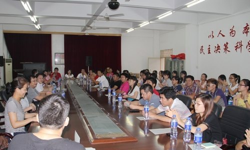 惠州學院2009級師范類實習生赴各地實習