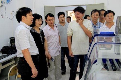 廣東白云學院曾小彬校長一行來訪惠州學院