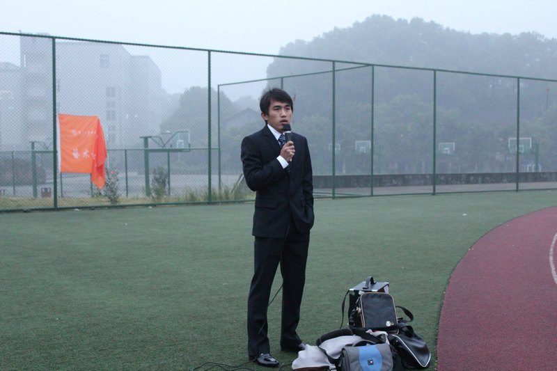 藝術設計學院舉行升旗儀式