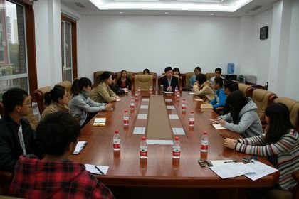 楊延東校長與學生代表座談