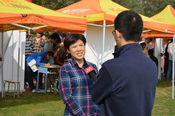 鄭州職業技術學院舉行2013屆畢業生校園招聘會暨就業啟動儀式