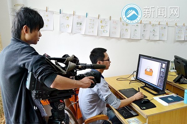 湖南經視記者來校采訪“豆沙包”