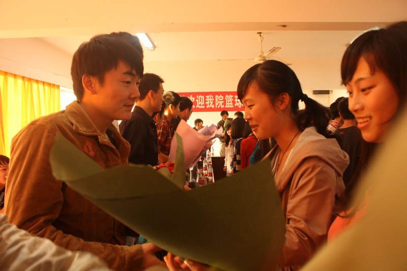 三峽大學科技學院男、女籃球隊在湖北省高校大學生籃球聯賽中再創佳績