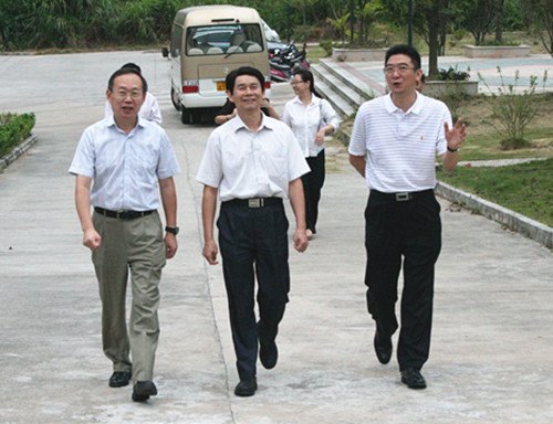 廣東省委黨校常務副校長譚澤中一行來訪惠州學院