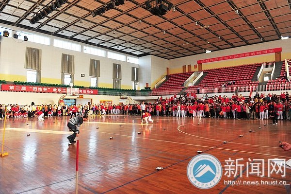 【賽事直通車】教職工趣味運動會 一樣的青春無限