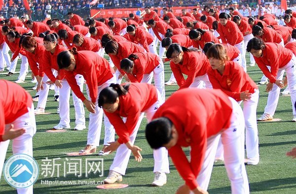 “紅”流席卷秋運會