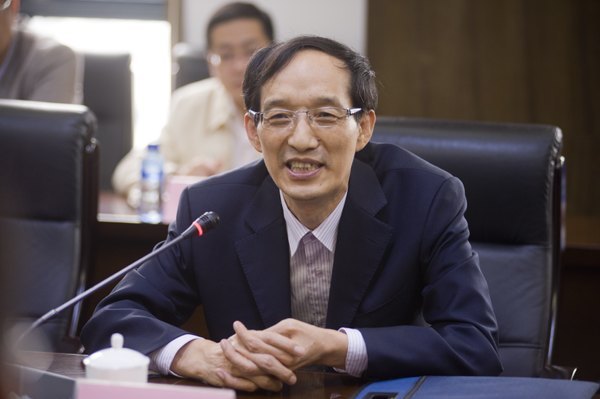 山東省委高校工委副書記傅華峰來校調(diào)研