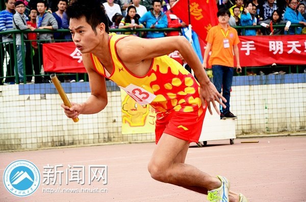 【賽事直通車】4×400米接力賽:用速度和默契抒寫超越