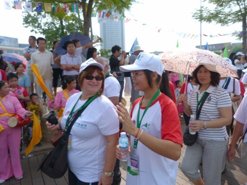 VERY KIND!我志愿者在國際徒步旅游節(jié)顯風(fēng)采