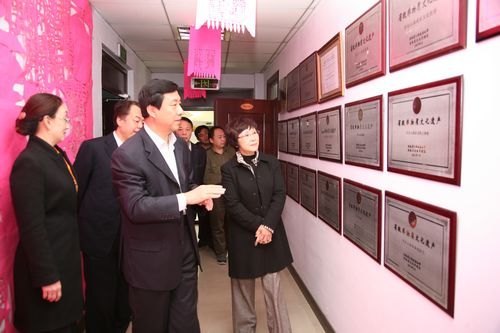 省委統戰部副部長包晶華一行到通化師范學院調研