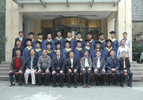 湖北工業(yè)大學成功舉行2008級全省質監(jiān)系統(tǒng)工程碩士學位授予儀式