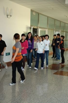 圖書館舉行防火逃生自救演習