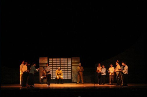 緬懷革命先烈  觀看紅色歌劇——學(xué)院黨委開展“瞻仰烈士,與先烈對話”系列活動