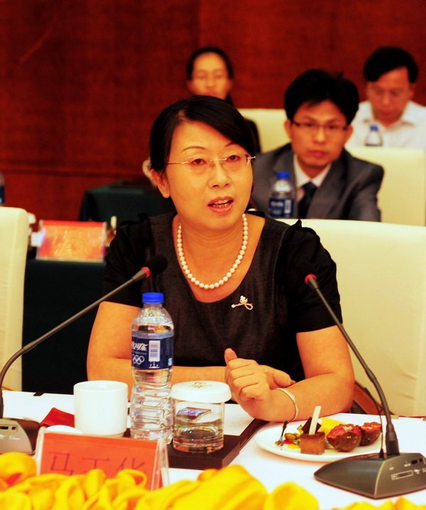 校企相伴 梅園之戀--三明學(xué)院與三明梅園國際酒店簽訂校企合作協(xié)議