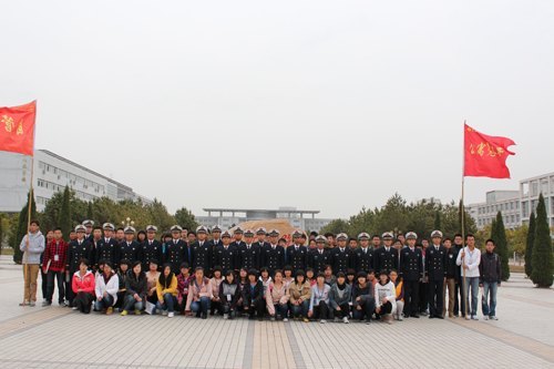 燕山大學里仁學院開展2012級新生內務競賽活動