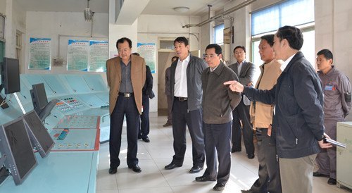 靳奉祥校長視察校內基礎設施維護建設工作