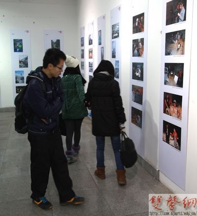 迎百年校慶攝影作品展在設計學院圖書館展廳舉行