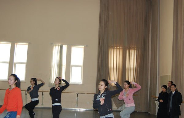 濰坊學院藝術類專業與中國東方演藝集團有限公司開展合作辦學