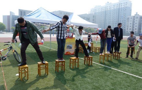 模擬長征英雄路 再憶革命赤色情