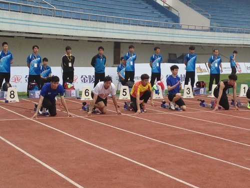 全國田徑大賽在肇舉行 體育學院學生參與裁判工作
