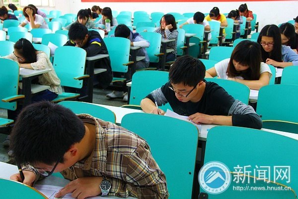 第三屆“湘靈杯”湘潭高校文學創作大賽決賽舉行