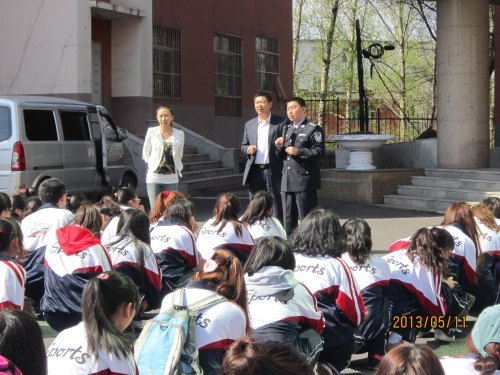 物理、化學學院聯合保衛處開展應急疏散演練