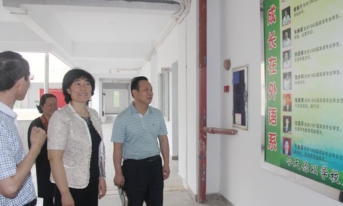 李韶春副書記到外語系調研校友工作