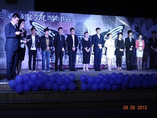 LWԺЇ֡׌У@˴ِAMĻ