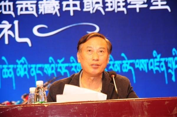 長(zhǎng)沙師范學(xué)校舉辦2013屆西藏班畢業(yè)典禮