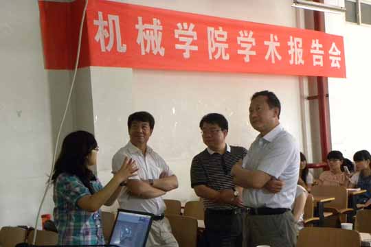 中國農業大學侯書林教授、北京郵電大學李端玲教授在晉中學院做學術報告