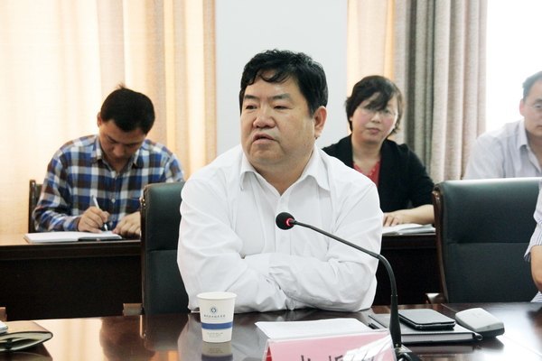 鄭州職業(yè)技術(shù)學(xué)院召開(kāi)2013年?duì)巹?chuàng)省級(jí)文明單位工作推進(jìn)會(huì)