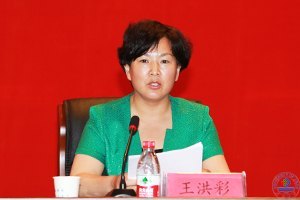 莒縣人民政府、濟南大學全面戰略合作簽字儀式暨人才招聘現場會在濟南大學舉行