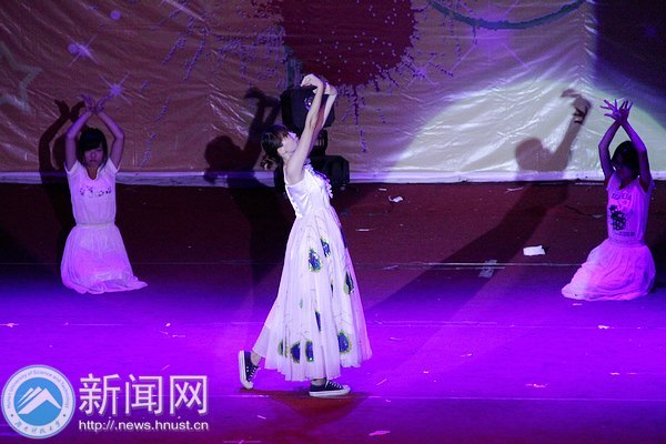 ۽ 𺽡WԺ2013îIY߮IĻ