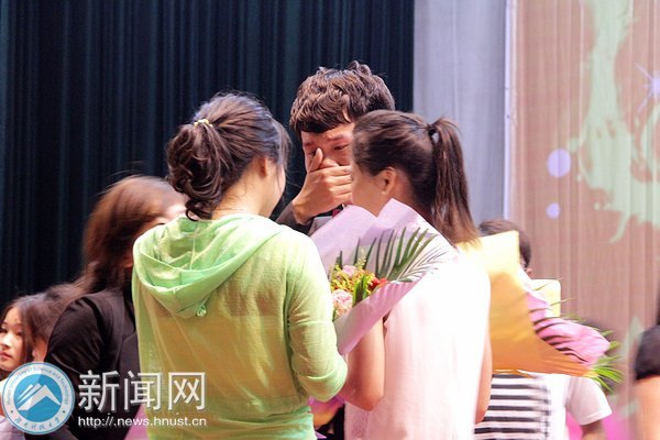 ۽ 𺽡WԺ2013îIY߮IĻ