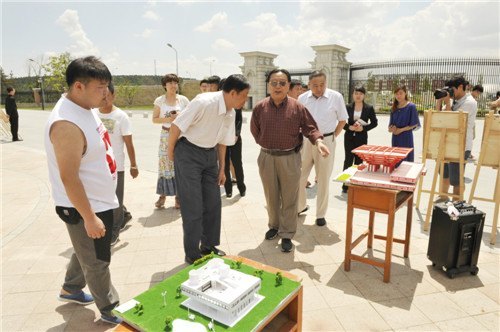 建筑與規劃學院開展紀念建黨92周年暨“美在中國”攝影展活動