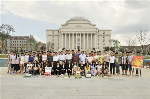 建筑與規劃學院開展紀念建黨92周年暨“美在中國”攝影展活動