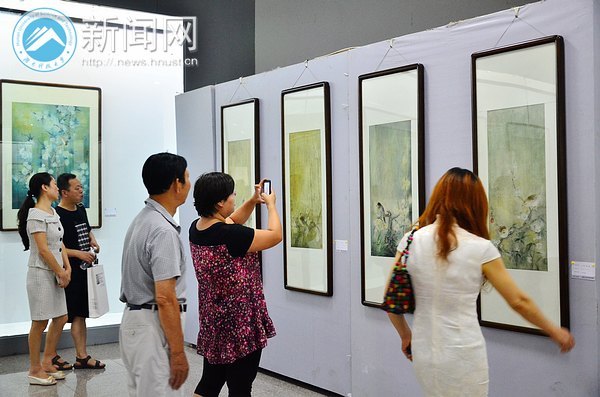 劉新華工筆花鳥畫作品展開幕 描摹心性軌跡