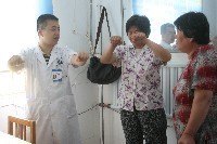 鄭州大學赴結對幫扶村開展義務服務活動