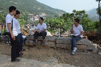 鄭州大學赴結對幫扶村開展義務服務活動