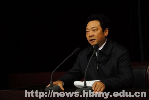 【學習十八大精神】學校組織師生集中收看十八大開幕式直播