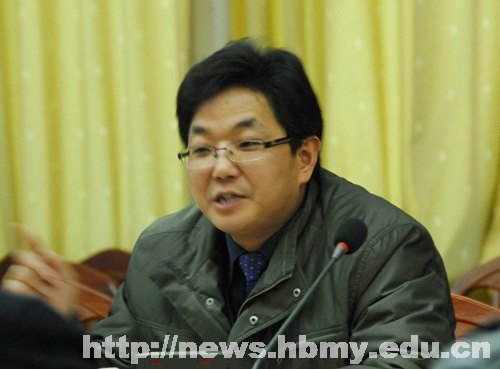 【學習十八大精神】機關黨委組織各支部委員集中學習十八大精神