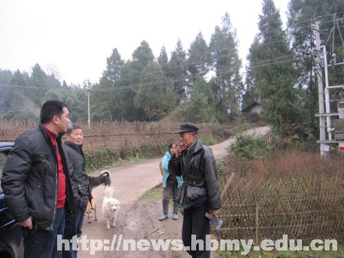 學校新一輪“三萬”活動前期工作扎實推進