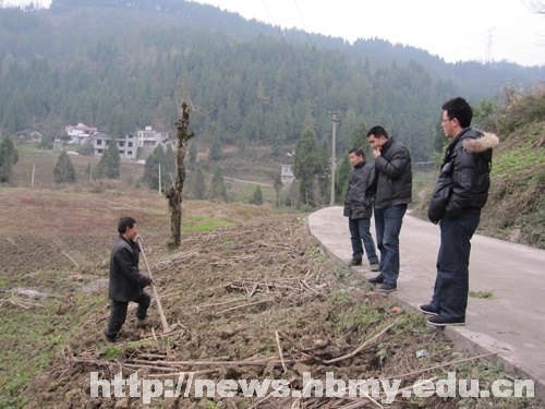 學校新一輪“三萬”活動前期工作扎實推進