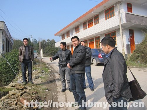 “三萬”工作組工作掠影