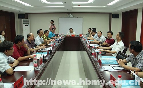 湖北民族學院與恩施旅游集團合作共建省級實習實訓基地